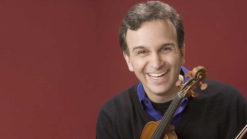 Headshot for violinist Gil Shaham